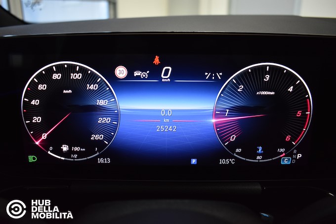 MERCEDES-BENZ GLA 200 d Automatic AMG Line Advanced Plus